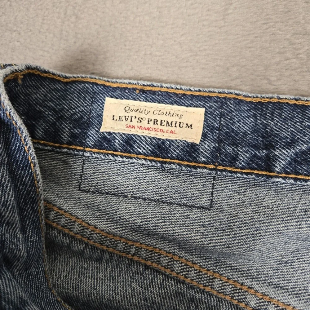 Levi's Jeans Womens 22W 501 90s Straight Denim Button Fly Classic Premium Blue